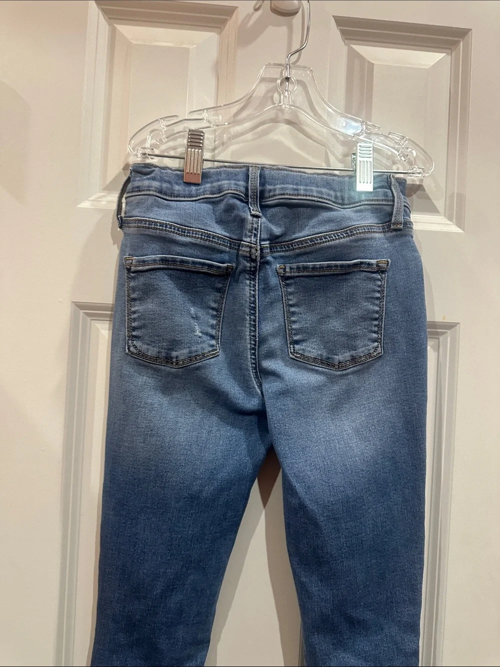 NWOT Kids Old Navy Distressed Skinny Jeans - Blue size 10